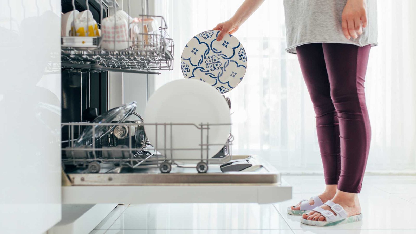 How To Deep Clean A Dishwasher_ - Smarty DIY Expert Tips